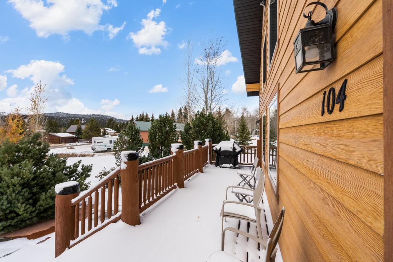 Mule Deer Cabin Villa West Yellowstone Exterior photo